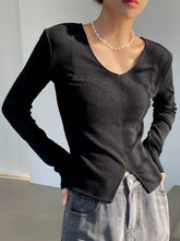 Dazy-Less Solid Tie Back Split Hem Tee